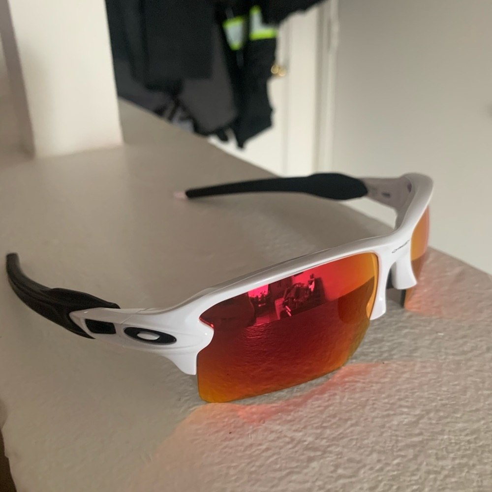 Oakley Flak 2.0 XL sunglasses